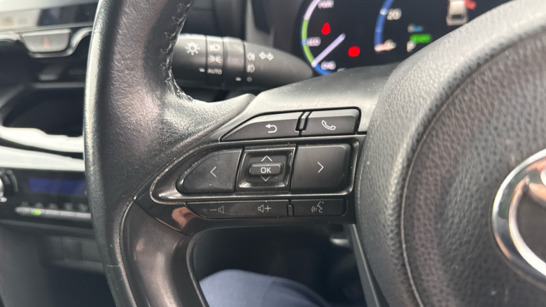 Toyota Yaris Cross 1.5 Hybrid Design 5dr CVT Hybrid Estate